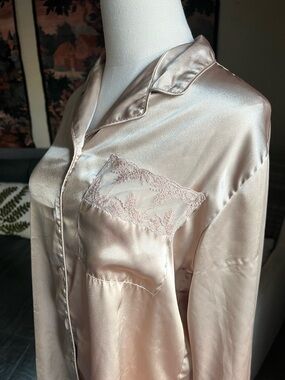 Cabernet Satin Lace-Trim Pajama Shirt - Gold